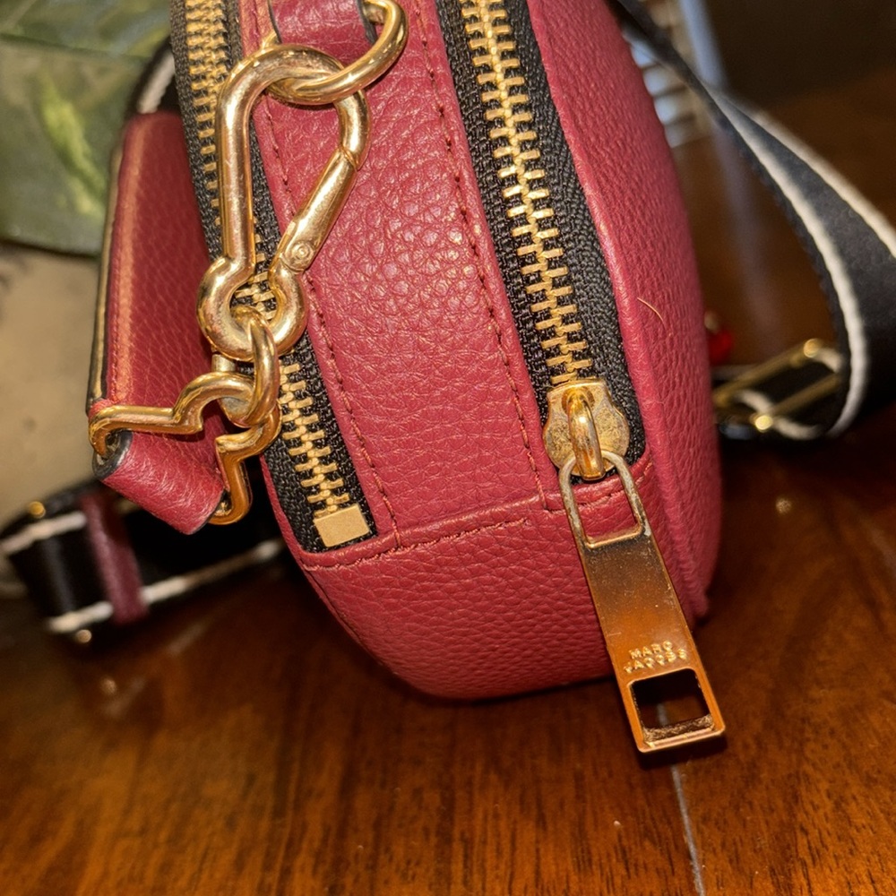 Marc Jacobs Burgundy Crossbody Bag - Picture 3 of 9